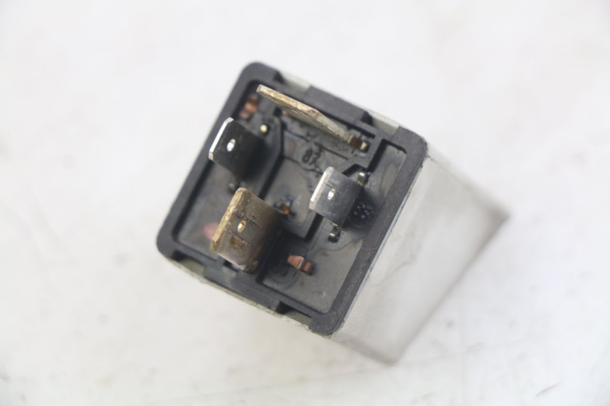 photo de STARTER RELAY PEUGEOT SATELIS 125 (2006 - 2009)