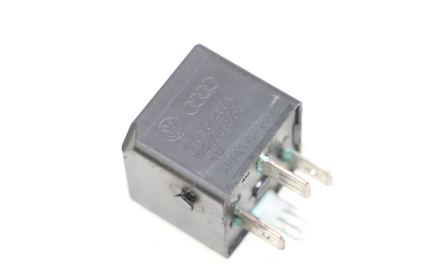 photo de STARTER RELAY YAMAHA YN NEO'S 50 (1997 - 2004)