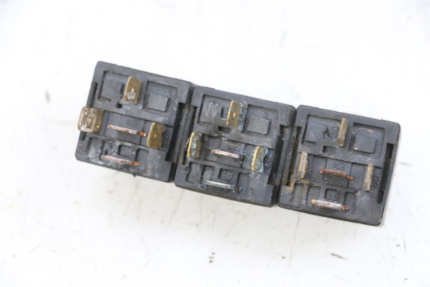 photo de RELAY ADIVA AD3 300 (2014 - 2020)