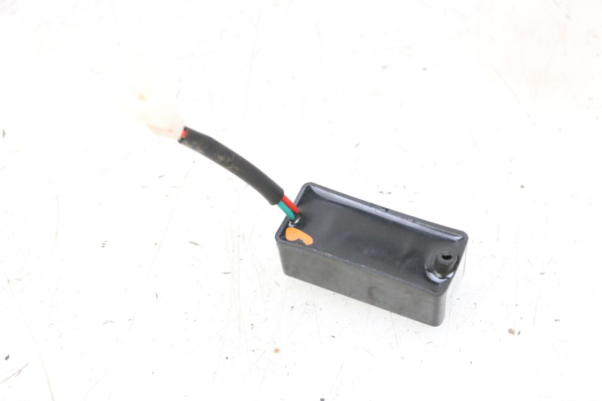 photo de ELECTRIC RELAY KYMCO AGILITY 4T 50 (2018 - 2022) - Alternative perspective