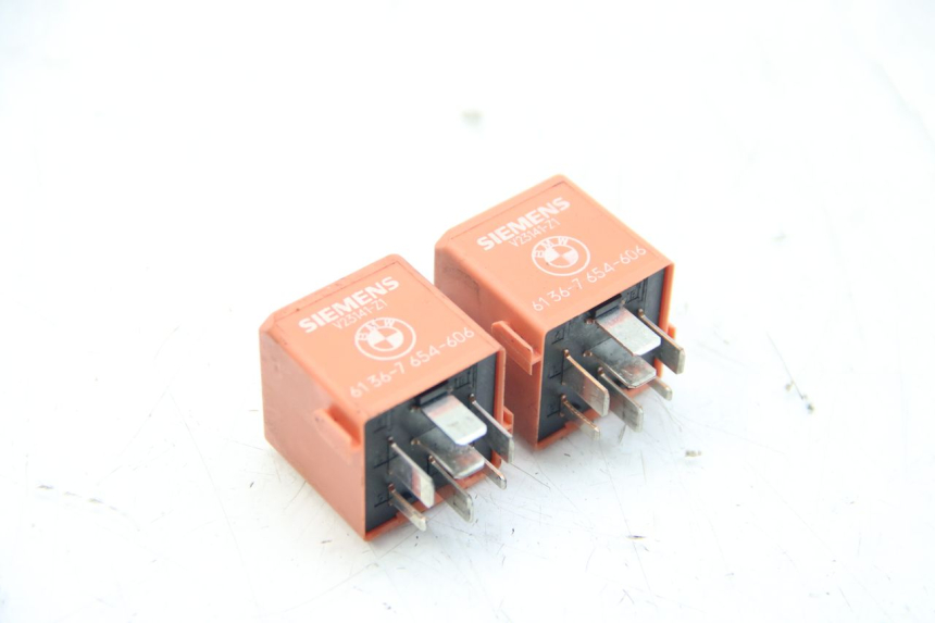 photo de ELECTRICAL RELAY BMW C1 125 (2000 - 2003)