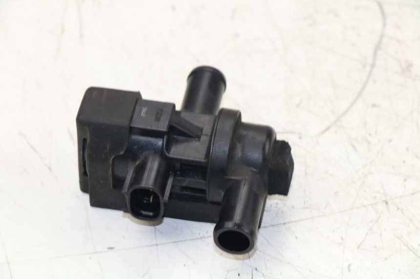 photo de RELAY KAWASAKI ER-6 ER6 F 650 (2009 - 2011)