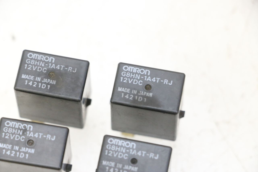 photo de ELECTRIC RELAY HONDA FES S-WING SWING ABS 125 (2007 - 2015)