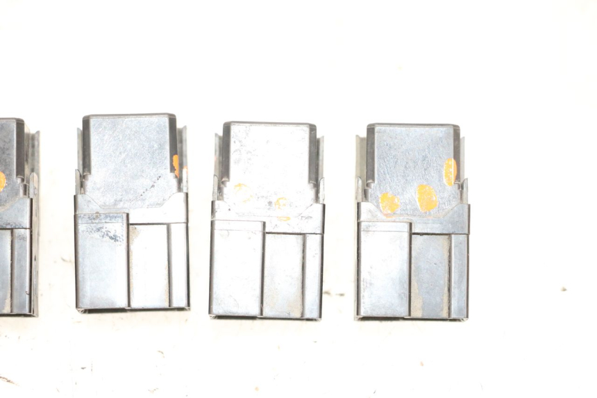 photo de ELECTRICAL RELAY YAMAHA FJR ABS 1300 (2006 - 2012) - Surface and material condition