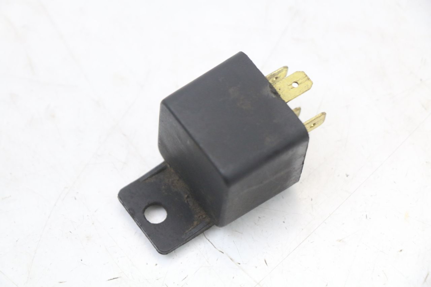 photo de RELAY SUZUKI GSX E 250 (1982 - 1983)