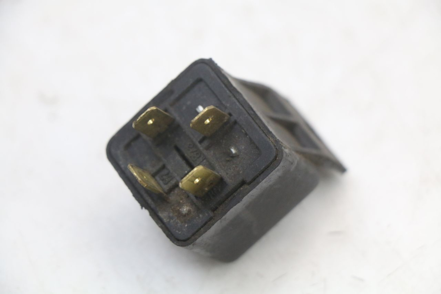 photo de RELAY SUZUKI GSX E 250 (1982 - 1983)