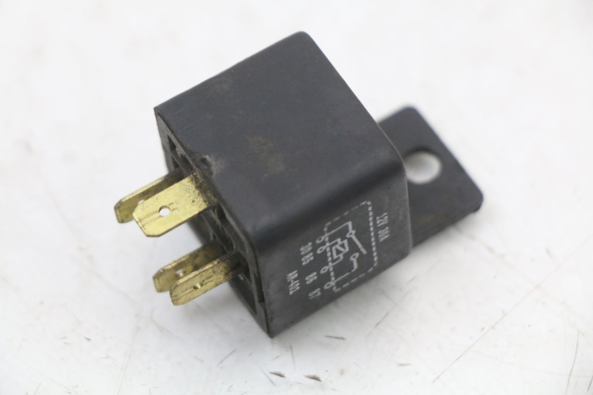 photo de RELAY SUZUKI GSX E 250 (1982 - 1983)