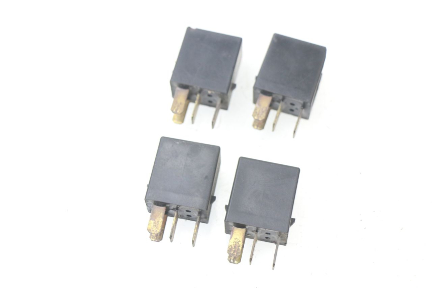 photo de ELECTRICAL RELAY HONDA FES PANTHEON 125 (2003 - 2007)