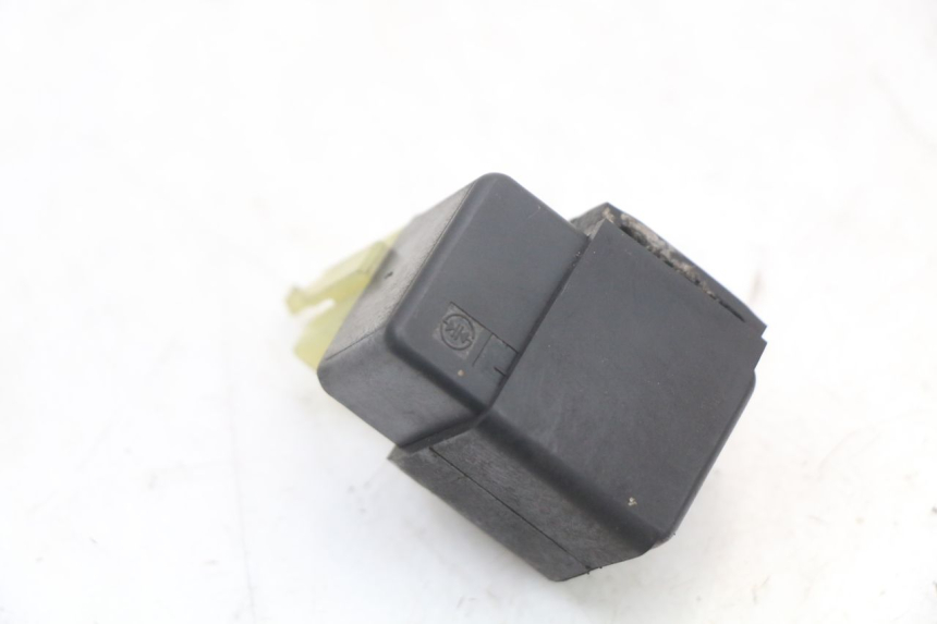 photo de ELECTRIC RELAY HONDA NTV DEAUVILLE 650 (1998 - 2001)