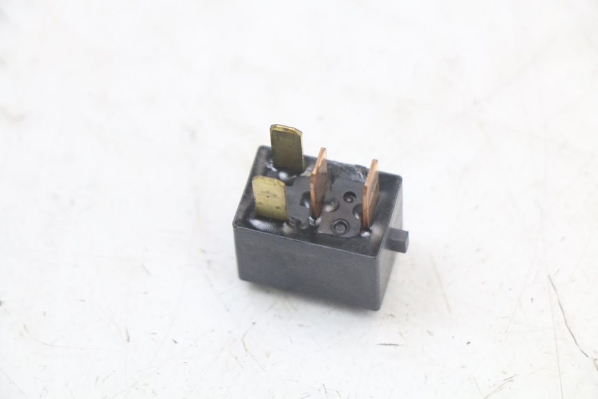 photo de ELECTRICAL RELAY HONDA PCX (JF28) 125 (2009 - 2011)