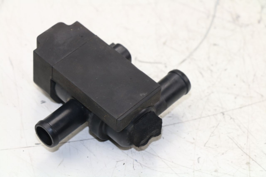 photo de RELAY KAWASAKI ER-6 ER6 F 650 (2009 - 2011)