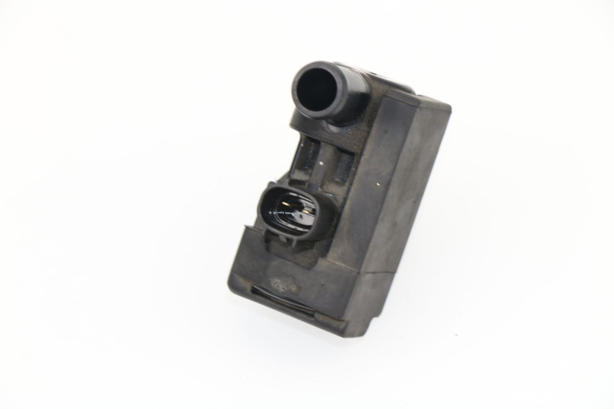 photo de RELAY KAWASAKI ER-6 ER6 F 650 (2009 - 2011)