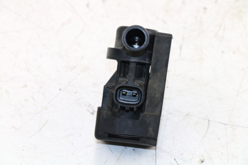 photo de RELAY KAWASAKI ER-6 ER6 N ABS 650 (2005 - 2009)