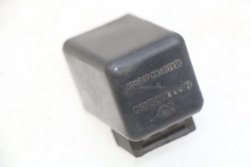 photo de ELECTRICAL RELAY KAWASAKI ZEPHYR 1100 ( - 1995)