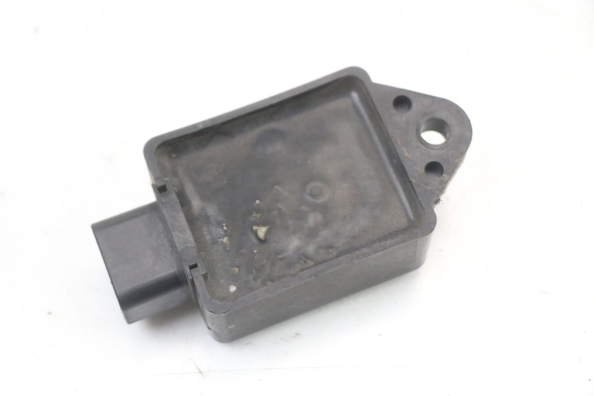 photo de ELECTRICAL RELAY KAWASAKI ZR7 ZR-7 S 750 (1999 - 2004)