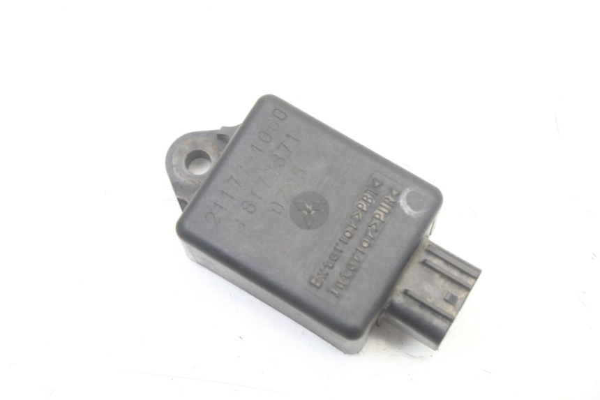 photo de ELECTRICAL RELAY KAWASAKI ZR7 ZR-7 S 750 (1999 - 2004)
