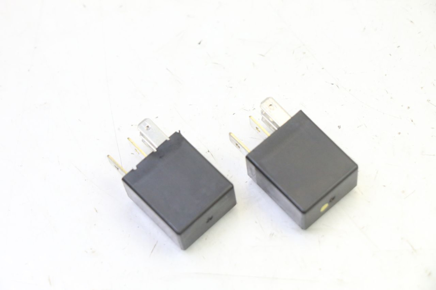 photo de RELAY PIAGGIO MP3 HPE 310 (2024 - 2025)