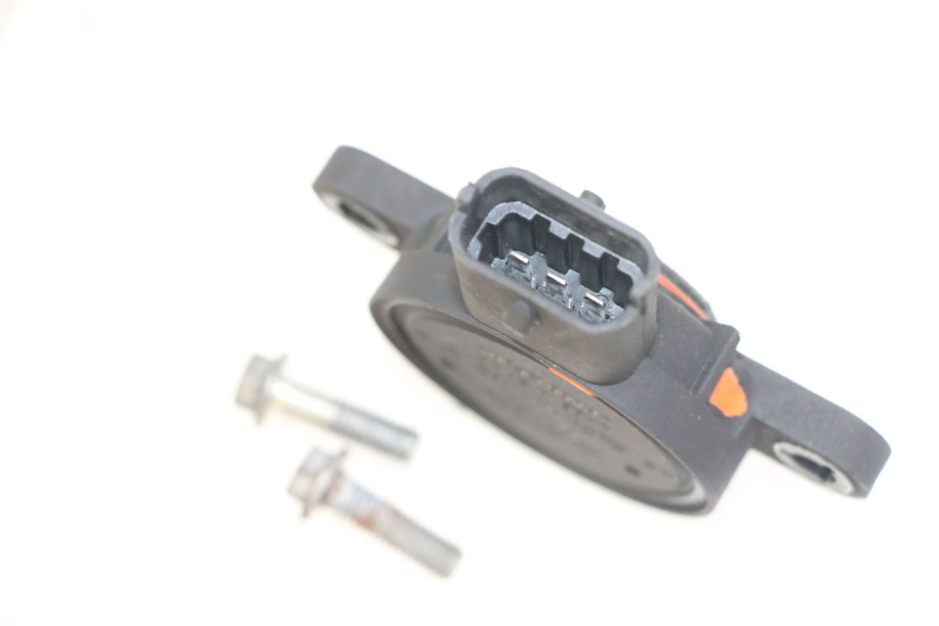 photo de ELECTRICAL RELAY PIAGGIO MP3 LT 400 (2007 - 2012)