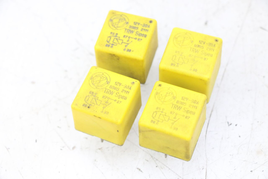 photo de ELECTRICAL RELAY PIAGGIO MP3 LT 400 (2007 - 2012)