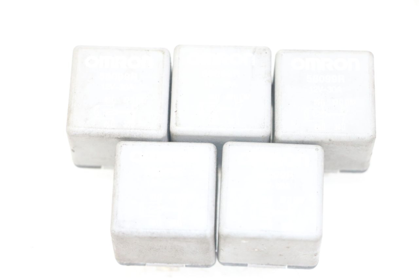 photo de ELECTRICAL RELAY PIAGGIO MP3 500 (2014 - 2016)