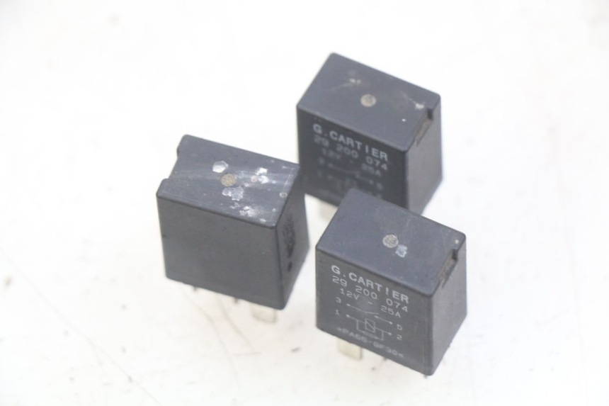 photo de ELECTRICAL RELAY PEUGEOT SATELIS 125 (2010 - 2012)