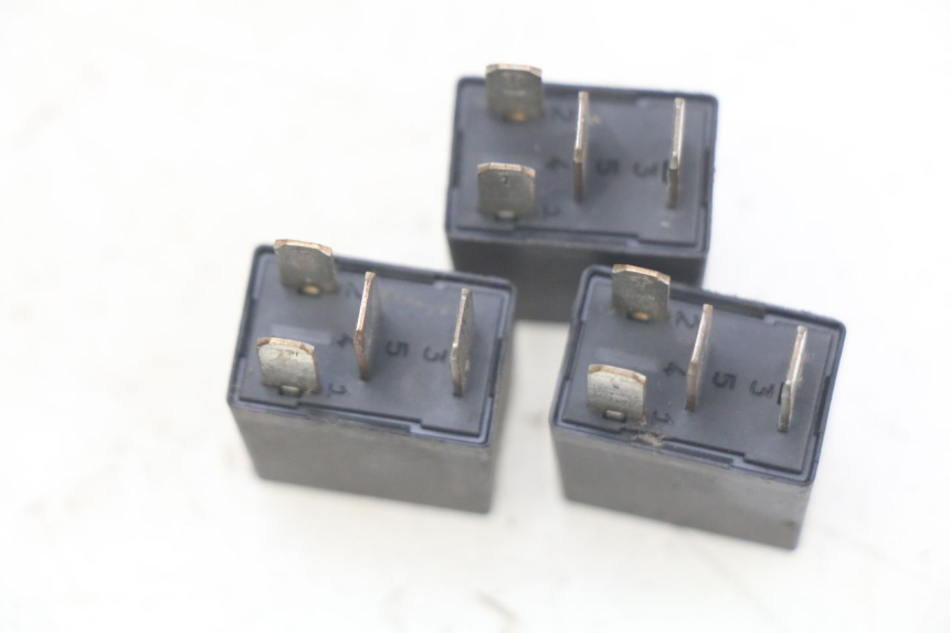 photo de ELECTRICAL RELAY PEUGEOT SATELIS 125 (2010 - 2012)