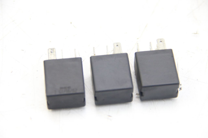 photo de ELECTRICAL RELAY PIAGGIO BEVERLY 125 (2010 - 2015)