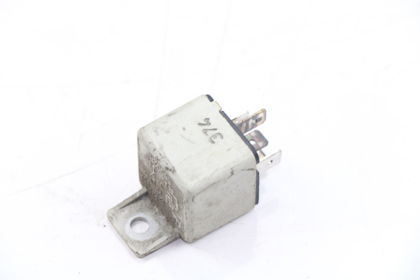 photo de ELECTRICAL RELAY PIAGGIO FLY 125 (2005 - 2012)