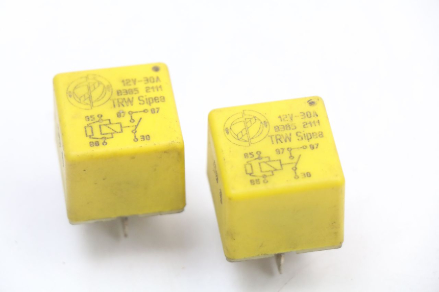 photo de ELECTRICAL RELAY PIAGGIO MP3 125 (2006 - 2014)