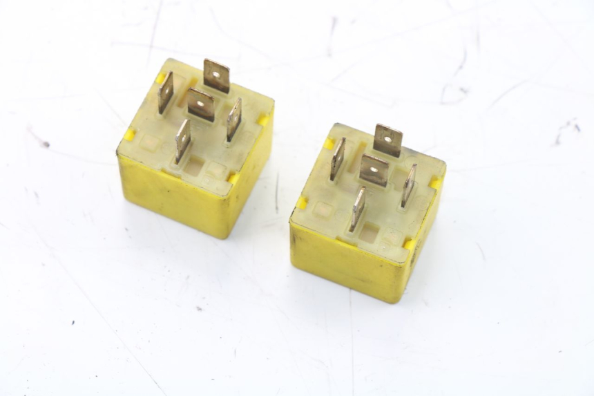 photo de ELECTRICAL RELAY PIAGGIO MP3 125 (2006 - 2014)