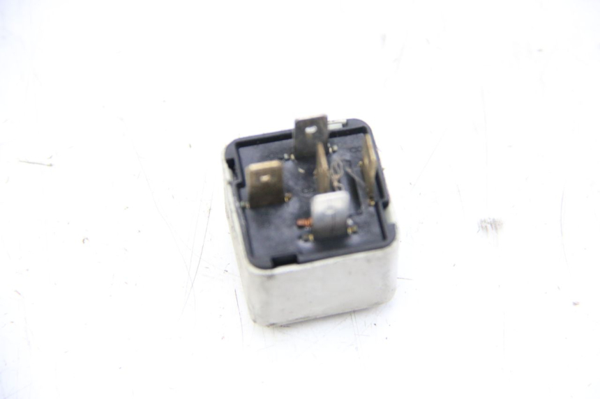 photo de ELECTRICAL RELAY PIAGGIO VESPA GRANTURISMO 125 (2003 - 2007)