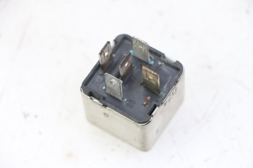 photo de RELAY PIAGGIO VESPA GRANTURISMO 200 (2004 - 2005)