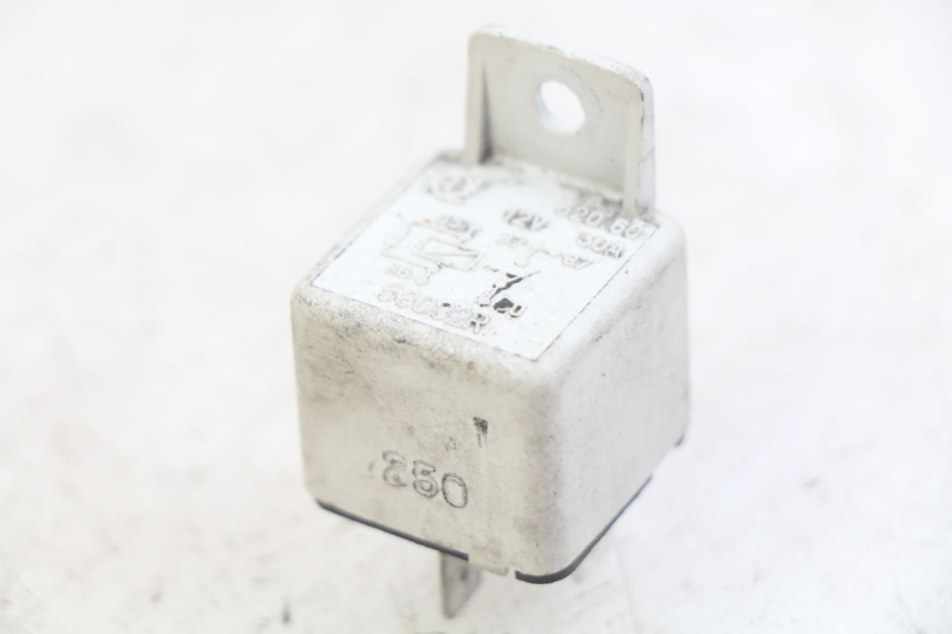 photo de ELECTRIC RELAY PIAGGIO XEVO - X EVO 125 (2007 - 2016)