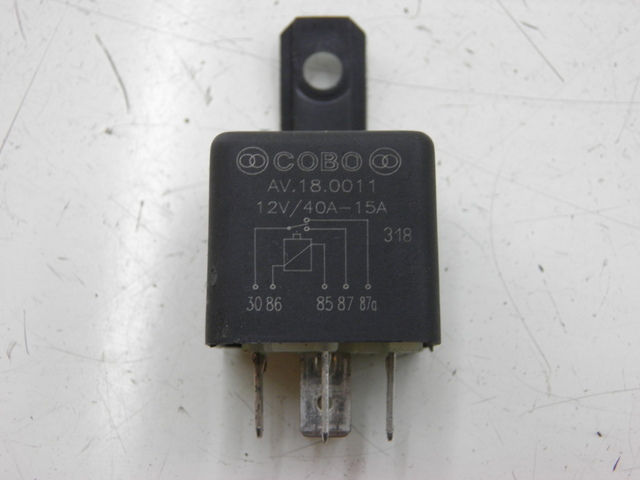 photo de ELECTRIC RELAY PIAGGIO XEVO - X EVO 125 (2007 - 2016)