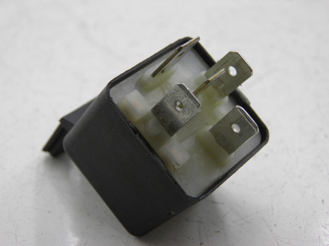 photo de RELAY PIAGGIO XEVO - X EVO 125 (2010 - 2015)