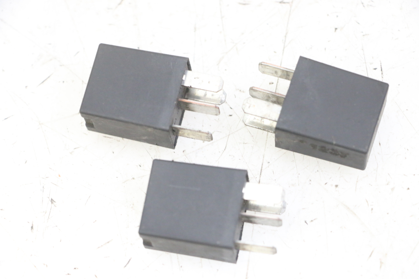photo de RELAY PEUGEOT SATELIS COMPRESSOR K15 125 (2006 - 2009)