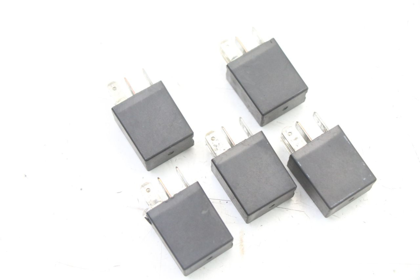 photo de RELAY PEUGEOT SATELIS 125 (2013 - 2018)