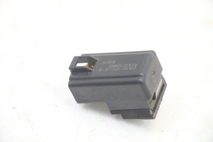photo de ELECTRICAL RELAY SUZUKI UH BURGMAN 125 (2002 - 2006)