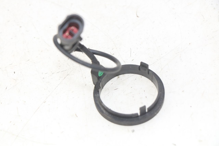 photo de ELECTRICAL RELAY PIAGGIO VESPA GTS IGET ABS 125 (2017 - 2023)
