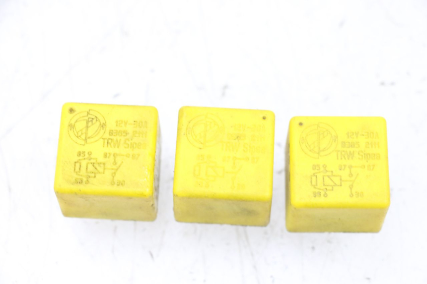 photo de ELECTRICAL RELAY PIAGGIO VESPA GTS SUPER IE 125 (2009 - 2016) - Main view