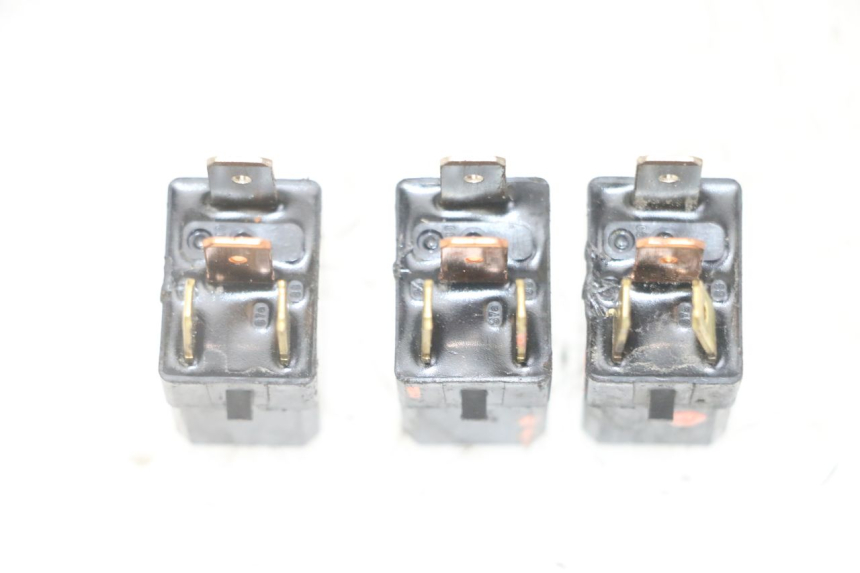 photo de ELECTRICAL RELAY YAMAHA XMAX X-MAX 125 (2006 - 2009)