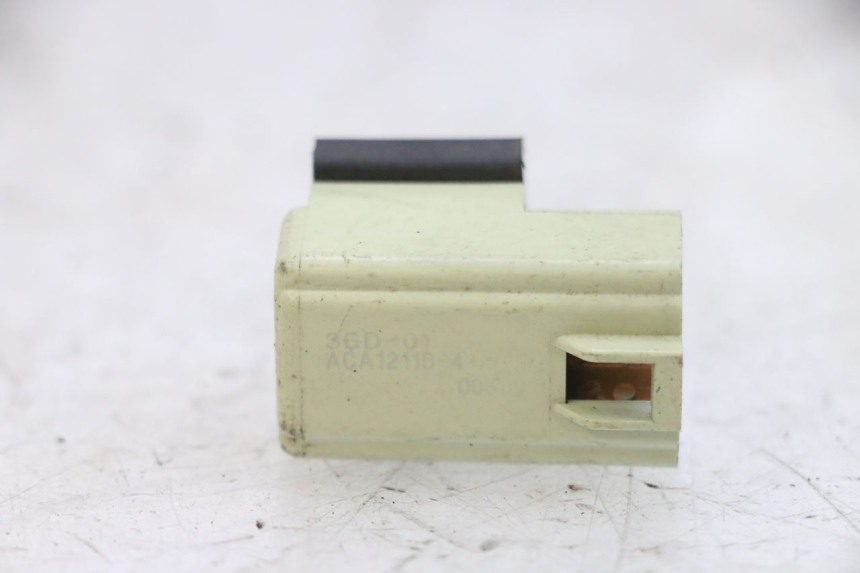 photo de ELECTRICAL RELAY YAMAHA X-MAX XMAX 125 (2010 - 2014) - Component detail