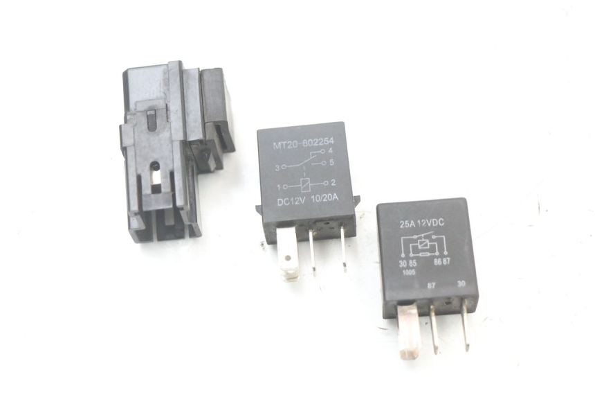 photo de ELECTRICAL RELAY YAMAHA FJR ABS 1300 (2006 - 2012)