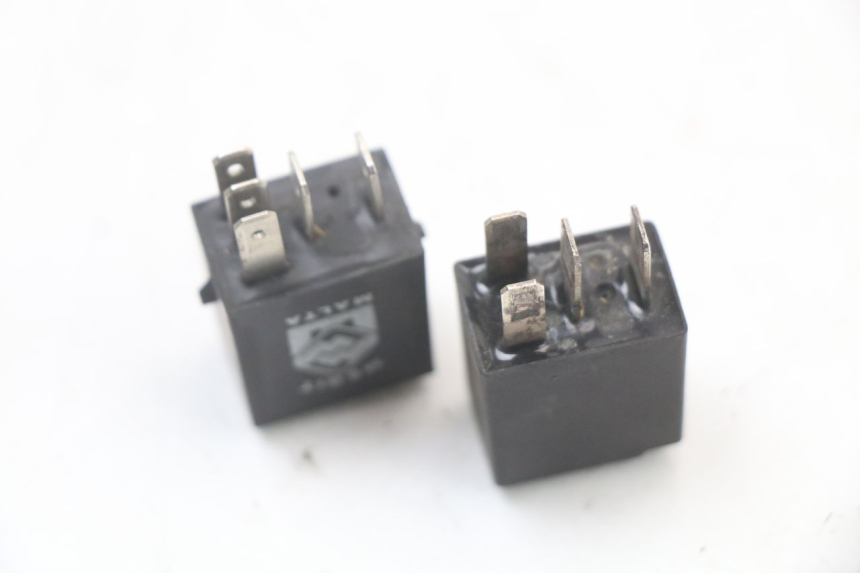 photo de ELECTRICAL RELAY YAMAHA FJR ABS 1300 (2006 - 2012)