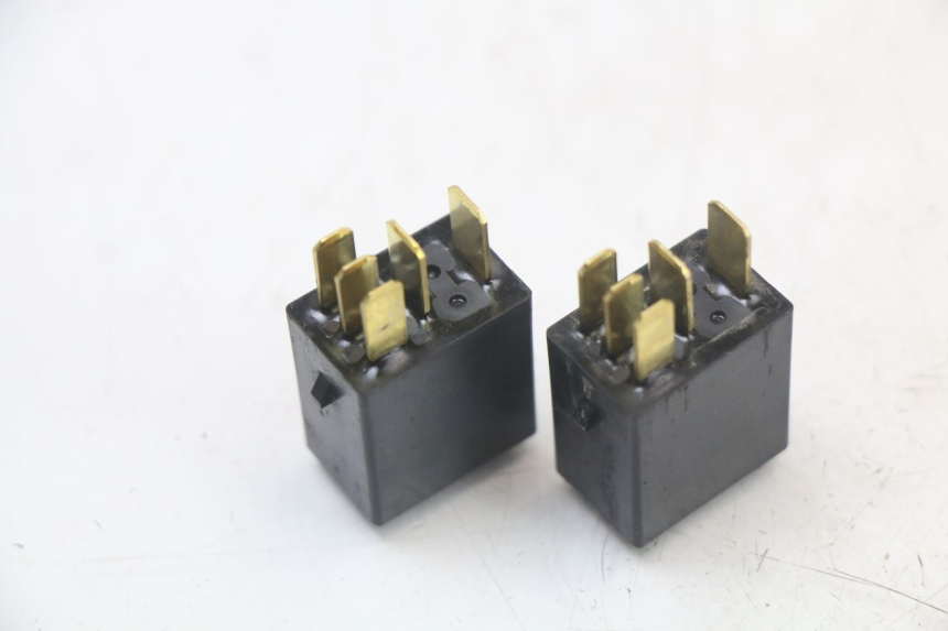 photo de ELECTRICAL RELAY YAMAHA FJR ABS 1300 (2006 - 2012)