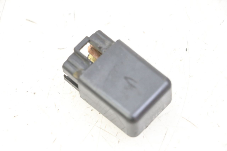 photo de ELECTRIC RELAY YAMAHA SR 125 (1982 - 2003)