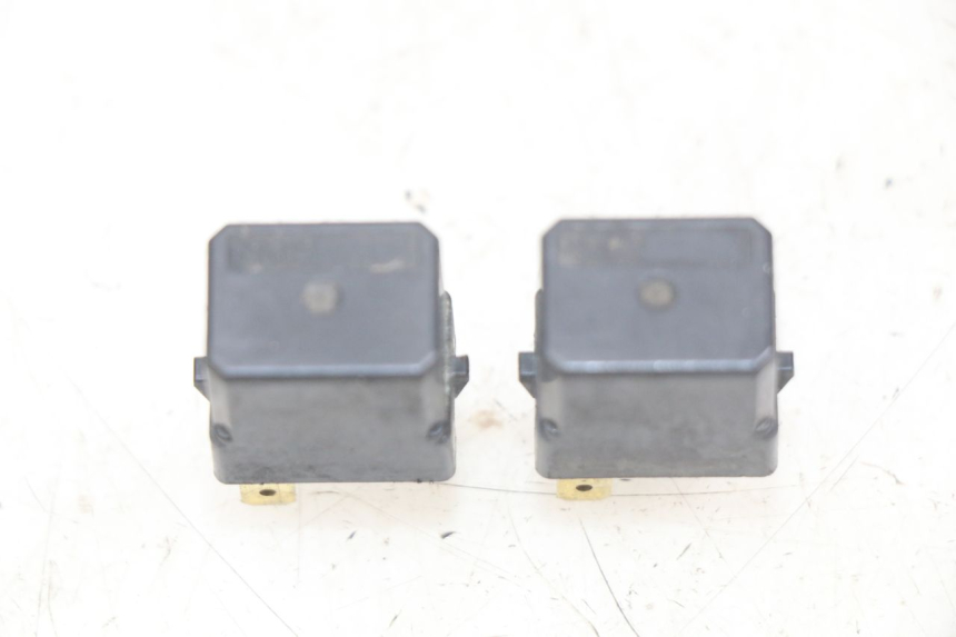 photo de ELECTRICAL RELAY YAMAHA X-MAX XMAX 250 (2006 - 2009)