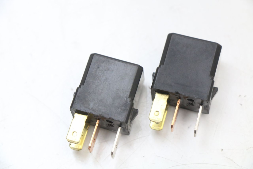 photo de ELECTRICAL RELAY YAMAHA X-MAX XMAX 125 (2010 - 2014)