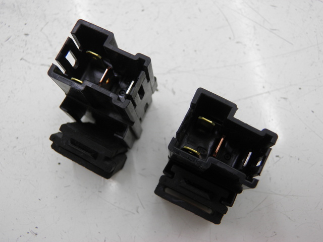 photo de ELECTRICAL RELAY YAMAHA X-MAX XMAX 125 (2010 - 2014)