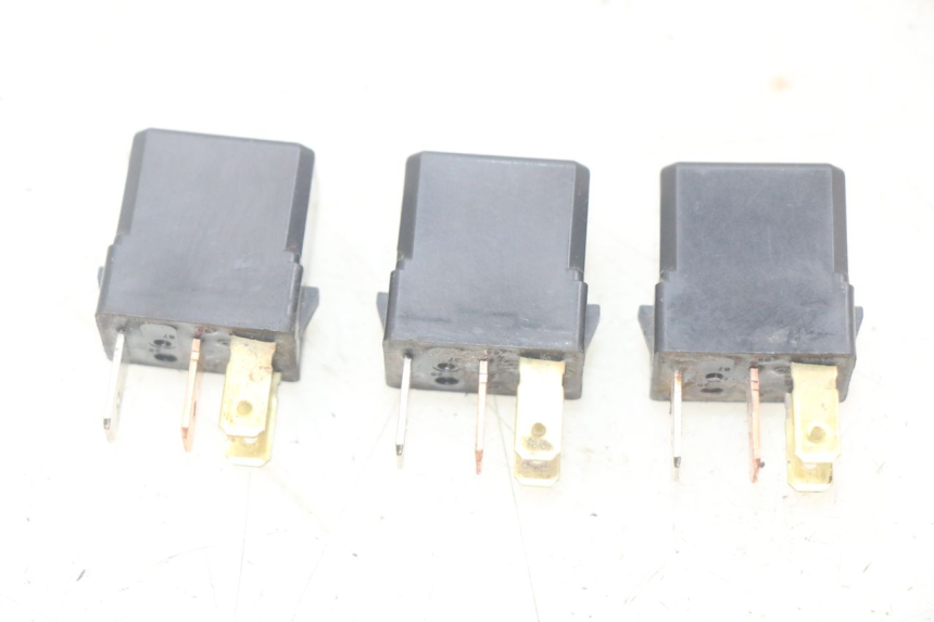 photo de ELECTRICAL RELAY YAMAHA XMAX X-MAX 125 (2006 - 2009)